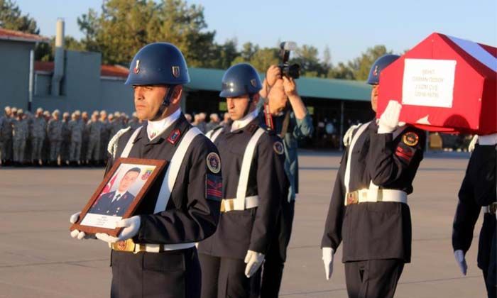 Görevi sırasında kazada şehit olan Özsoy’un cenazesi memleketine geldi