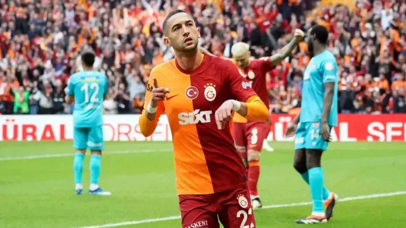Galatasaray, Sivasspor'a gol yağdırdı Galatasaray, Sivasspor'a gol yağdırdı