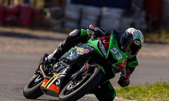 Toyzz Shop, Türkiye’nin ilk kadın milli motosiklet yarışçısını destekliyor