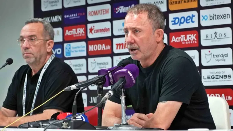 Sergen Yalçın Antalyaspor’dan ayrılacağını açıkladı