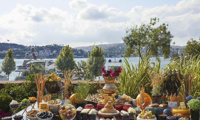 Divan Kuruçeşme’de, Crystal Sunday Brunch’ları başlıyor