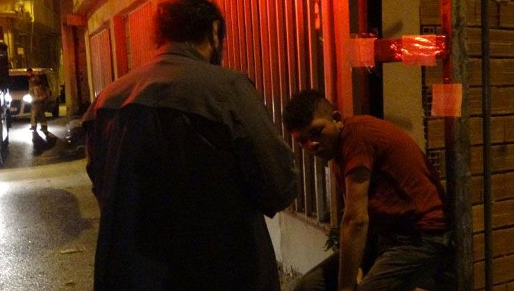Hırsızlık şüphelisini dövüp zincirle direğe bağladılar yanına da not bıraktılar