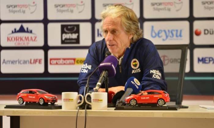 Jorge Jesus: İki takım da şampiyonluğa oynayacağını gösterdi