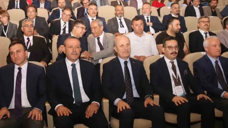 YÖK Başkanı Erol Özvar: "Rekabet, ilim alanında yarışmanın tezahürüdür” YÖK Başkanı Erol Özvar: "Rekabet, ilim alanında yarışmanın tezahürüdür”