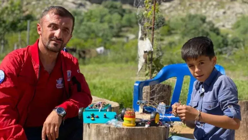 Hakkarili kaşif TEKNOFEST’e davet edildi Hakkarili kaşif TEKNOFEST’e davet edildi