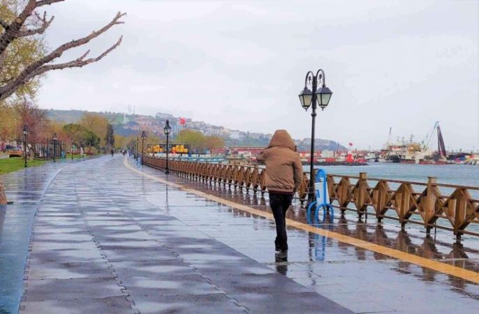 Kuvvetli yağış ve rüzgar geliyor… Meteoroloji saat vererek uyardı