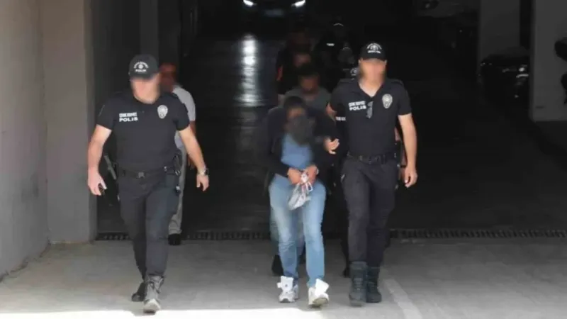 Asayiş ve diğer suçlardan aranan 160 kişiye eş zamanlı operasyon