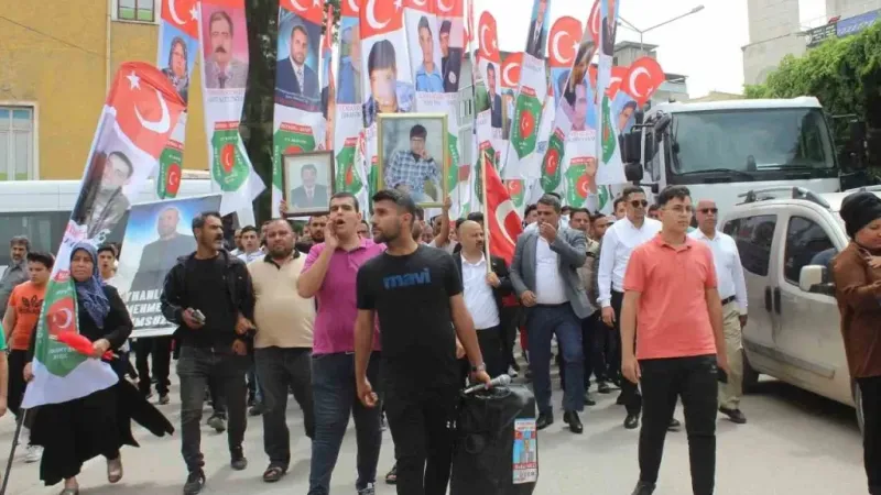 Reyhanlı saldırısında hayatını kaybeden 53 kişi dualarla anıldı Reyhanlı saldırısında hayatını kaybeden 53 kişi dualarla anıldı