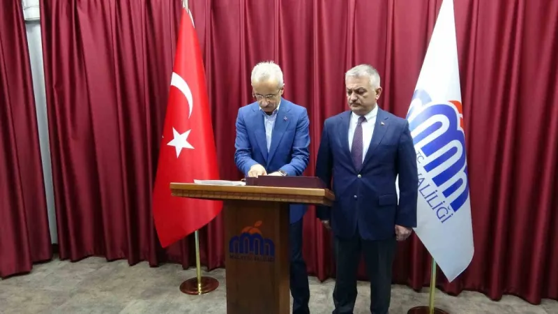 Bakan Uraloğlu, Malatya’da temaslarda bulunuyor Bakan Uraloğlu, Malatya’da temaslarda bulunuyor
