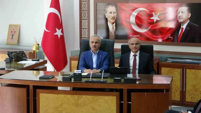 Bakan Uraloğlu, Malatya’da temaslarda bulunuyor Bakan Uraloğlu, Malatya’da temaslarda bulunuyor