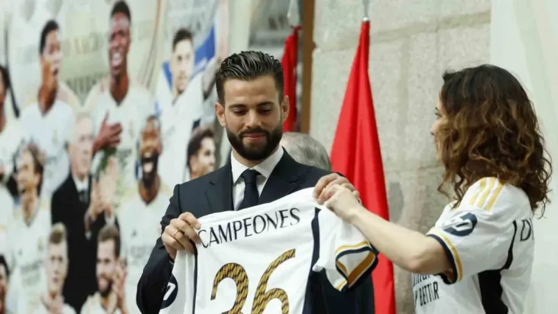 Real Madrid, şampiyonluk turu attı Real Madrid, şampiyonluk turu attı