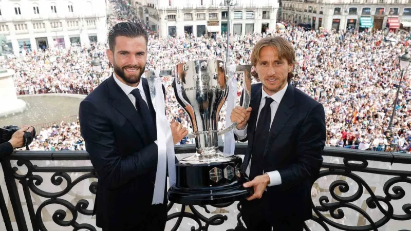 Real Madrid, şampiyonluk turu attı Real Madrid, şampiyonluk turu attı
