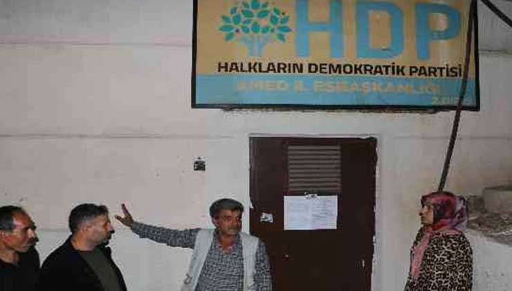 Diyarbakır HDP il binasına mühür vuruldu, aileler binanın yıkılmasını istiyor