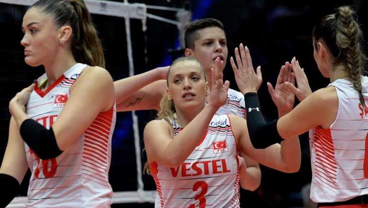 Filenin Sultanları, Kanada’ya set vermedi! Üst üste 6. galibiyetini aldı Filenin Sultanları, Kanada’ya set vermedi! Üst üste 6. galibiyetini aldı