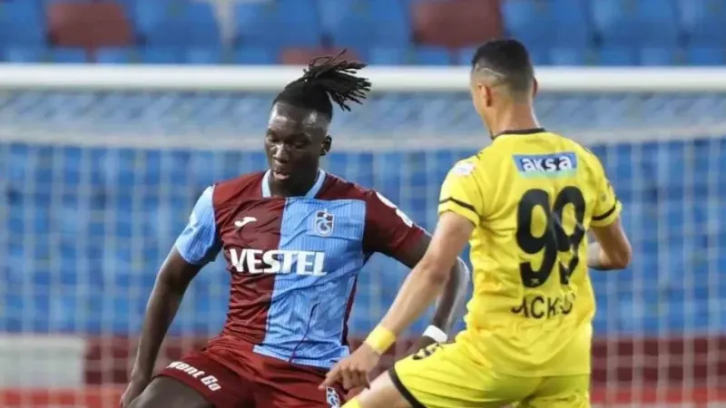 Trendyol Süper Lig: Trabzonspor: 3 - İstanbulspor: 0 (Maç sonucu) Trendyol Süper Lig: Trabzonspor: 3 - İstanbulspor: 0 (Maç sonucu)