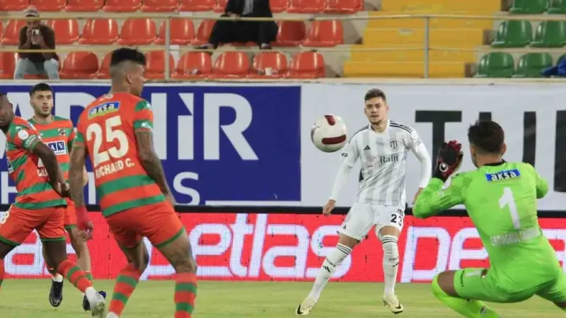 Trendyol Süper Lig: Alanyaspor: 1 - Beşiktaş: 1 (Maç sonucu) Trendyol Süper Lig: Alanyaspor: 1 - Beşiktaş: 1 (Maç sonucu)
