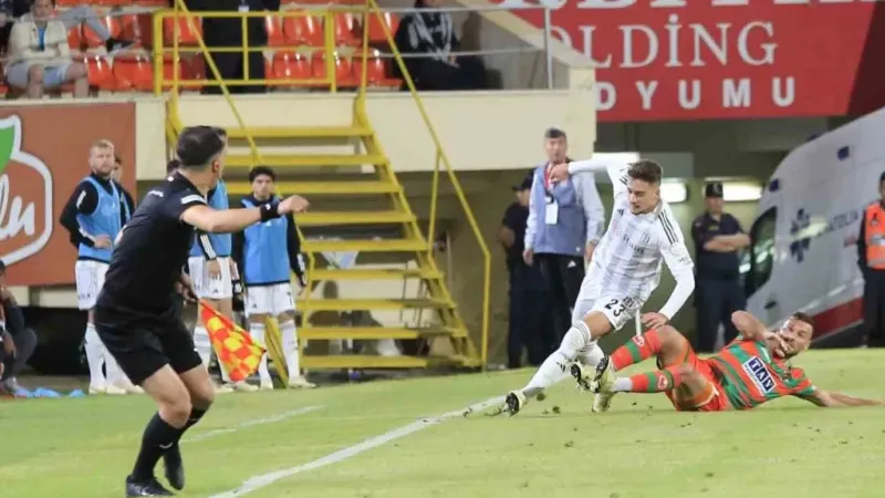 Trendyol Süper Lig: Alanyaspor: 1 - Beşiktaş: 1 (Maç sonucu) Trendyol Süper Lig: Alanyaspor: 1 - Beşiktaş: 1 (Maç sonucu)