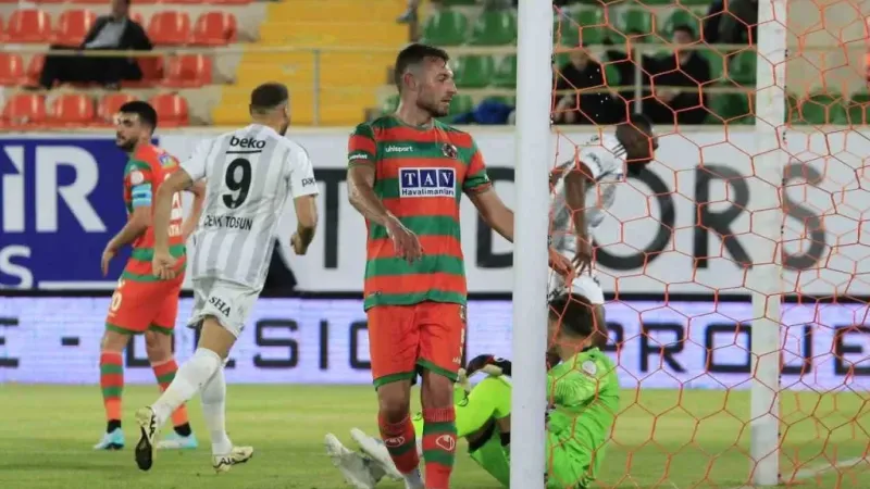 Trendyol Süper Lig: Alanyaspor: 1 - Beşiktaş: 1 (Maç sonucu) Trendyol Süper Lig: Alanyaspor: 1 - Beşiktaş: 1 (Maç sonucu)