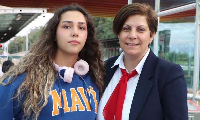 Kafa dağıtmak için taktığı kulak az daha sonu oluyordu