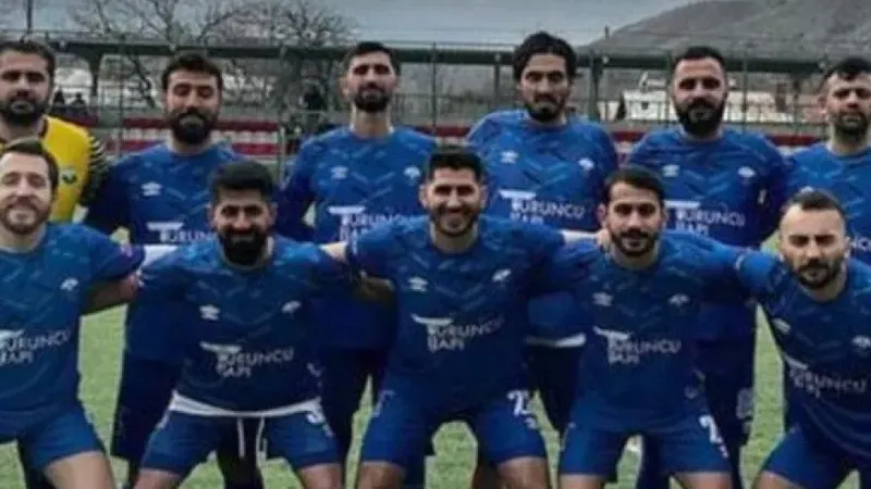 Elazığ 1. Amatör Kümede finalin adı: Sürsürü - Karakoçan 1985 Elazığ 1. Amatör Kümede finalin adı: Sürsürü - Karakoçan 1985