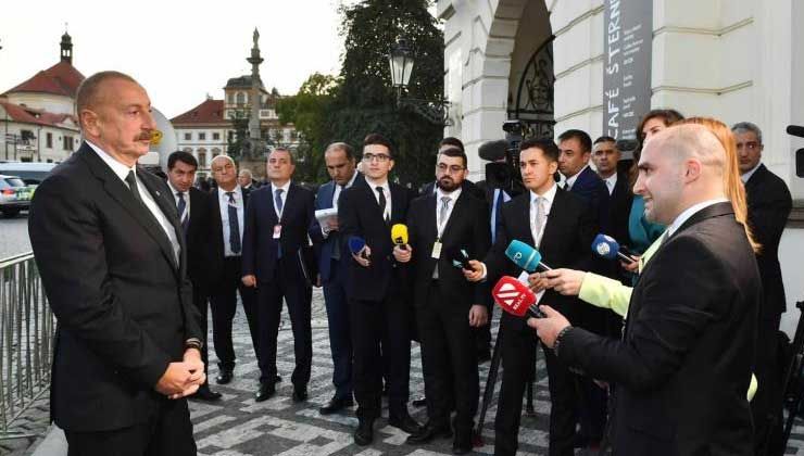 Aliyev: “Her seferinde barışa biraz daha yaklaşıyoruz”