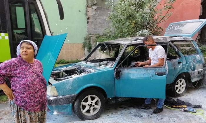 Kibritle oynayan çocuk otomobili yaktı