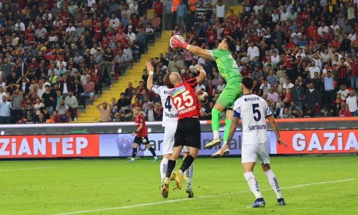 Gaziantepspor Adana Demirspor maçı kaç kaç bitti maç skoru maç sonucu