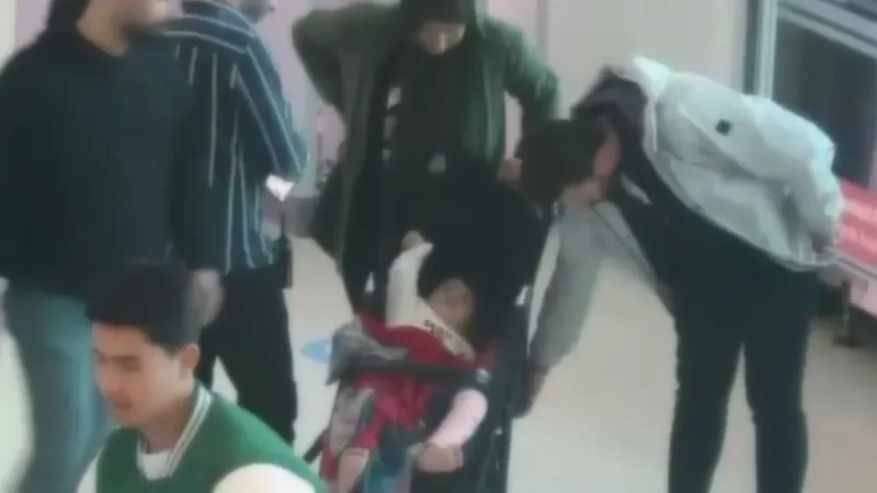 İstanbul Havalimanı’nda ilginç operasyon: Bebek arabasından servet çıktı İstanbul Havalimanı’nda ilginç operasyon: Bebek arabasından servet çıktı