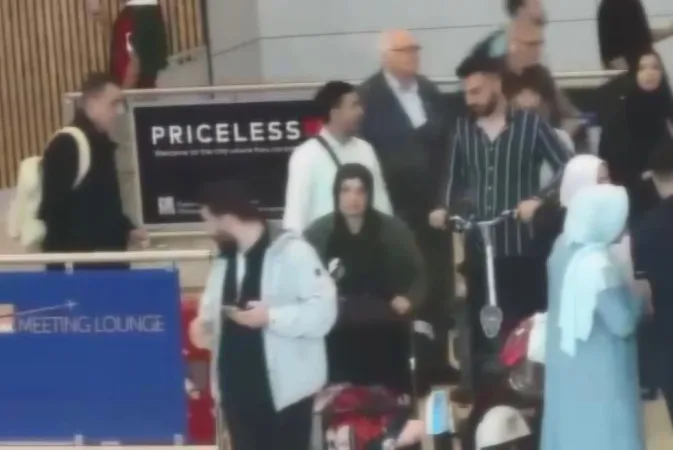 İstanbul Havalimanı’nda ilginç operasyon: Bebek arabasından servet çıktı İstanbul Havalimanı’nda ilginç operasyon: Bebek arabasından servet çıktı