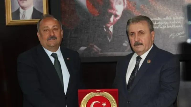 BBP Genel Başkanı Destici: "Vaatlerimizi 5 sene içinde gerçekleştirmek istiyoruz" BBP Genel Başkanı Destici: "Vaatlerimizi 5 sene içinde gerçekleştirmek istiyoruz"
