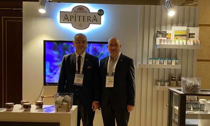 Balparmak, 28 ayrı ülkeden 400 Bilim insanına “Sağlıkta Bal, Arı Sütü Ve Arı Ürünlerini” anlattı