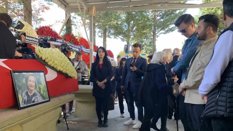 Ayten Gökçer son yolculuğuna uğurlandı Ayten Gökçer son yolculuğuna uğurlandı