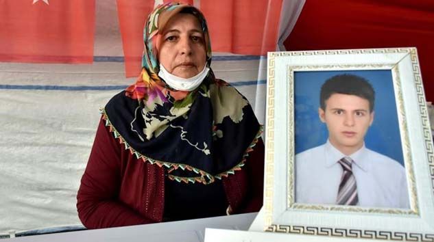 Diyarbakır annesi Övünç: Oğlumu almadan buradan gitmeyeceğim