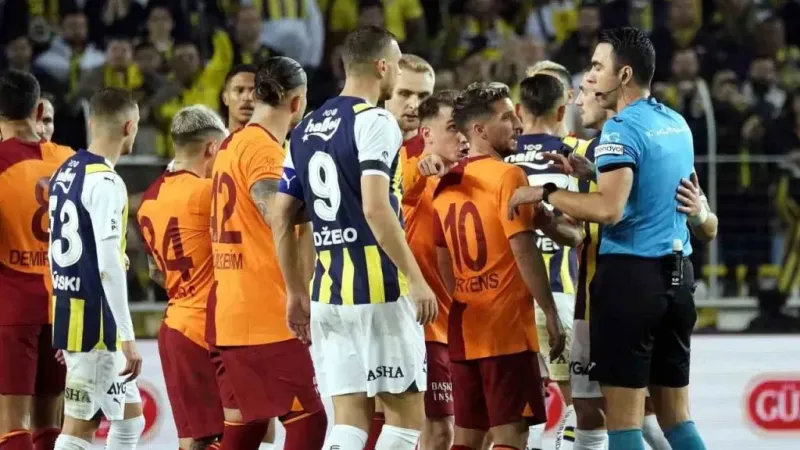 Galatasaray - Fenerbahçe derbisinde Arda Kardeşler düdük çalacak