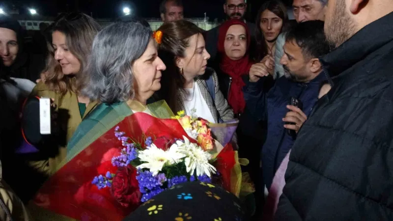 6-8 Ekim olayları davasında Gültan Kışanak tahliye edildi 6-8 Ekim olayları davasında Gültan Kışanak tahliye edildi