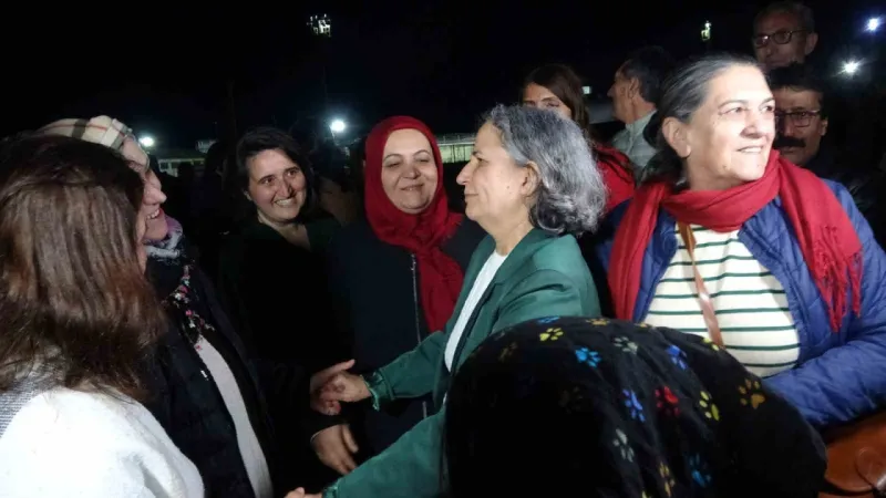 6-8 Ekim olayları davasında Gültan Kışanak tahliye edildi 6-8 Ekim olayları davasında Gültan Kışanak tahliye edildi