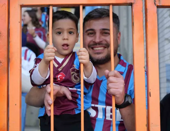 Trabzonspor deplasmanda Başakşehir'i mağlup etti Trabzonspor deplasmanda Başakşehir'i mağlup etti