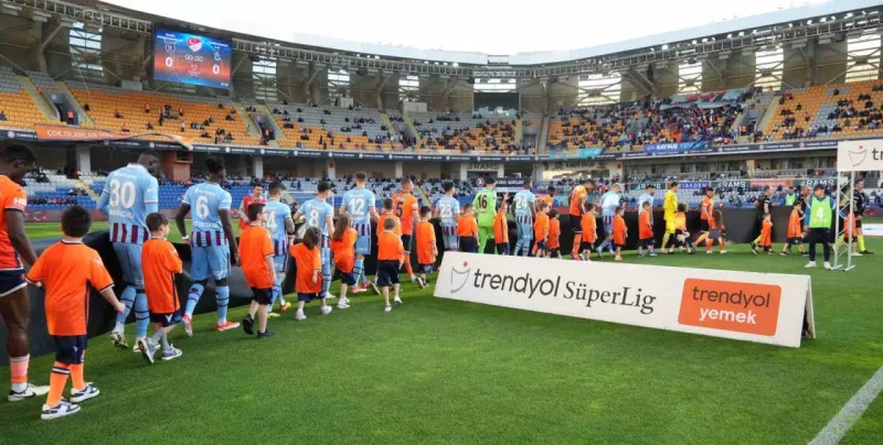 Trabzonspor deplasmanda Başakşehir'i mağlup etti Trabzonspor deplasmanda Başakşehir'i mağlup etti