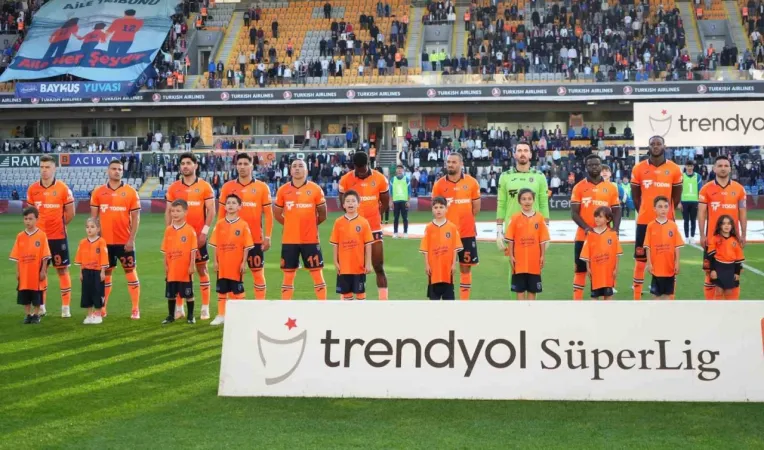 Trabzonspor deplasmanda Başakşehir'i mağlup etti Trabzonspor deplasmanda Başakşehir'i mağlup etti