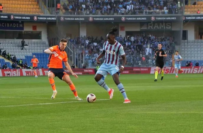 Trabzonspor deplasmanda Başakşehir'i mağlup etti Trabzonspor deplasmanda Başakşehir'i mağlup etti