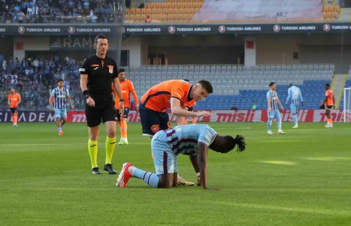 Trabzonspor deplasmanda Başakşehir'i mağlup etti Trabzonspor deplasmanda Başakşehir'i mağlup etti