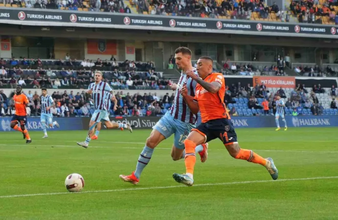 Trabzonspor deplasmanda Başakşehir'i mağlup etti Trabzonspor deplasmanda Başakşehir'i mağlup etti