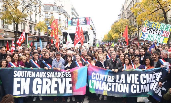 Fransa’da hayat pahalandı, halk sokağa döküldü