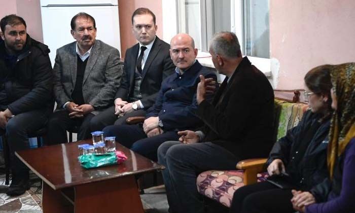 Bakan Soylu, maden şehitlerinin ailelerini yalnız bırakmadı