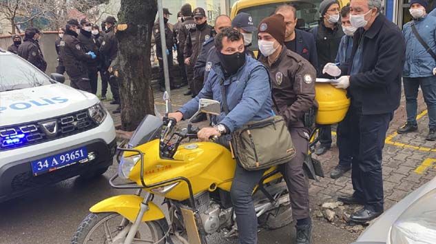 1000 TL’lik sosyal yardımlar postacı, bekçi ve polislerin katılımıyla dağıtılmaya başlandı