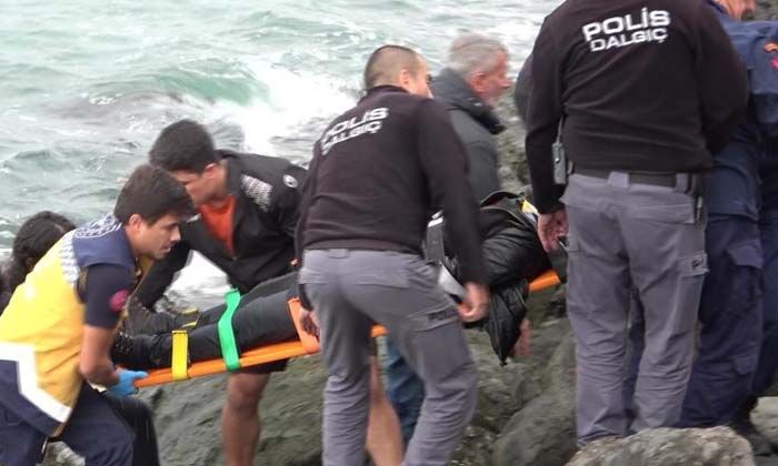 Samsun’da intihara kalkışan kişiyi balıkçılar kurtardı