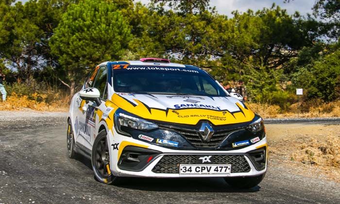 Clio Rally Trophy Türkiye yarışını Tuncer Sancaklı ve Asena Sancaklı ekibi kazandı