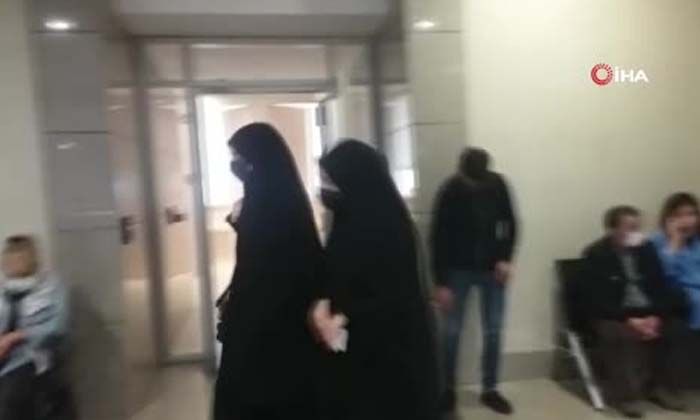 Taksim’de çarşaflı genç kızlara hakaret eden kadına hapis cezası