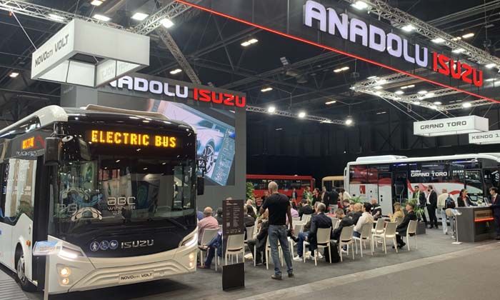 Anadolu Isuzu’nun yerli ve çevreci modelleri Madrid FIAA Otobüs ve Midibüs Fuarı’nda ses getirdi