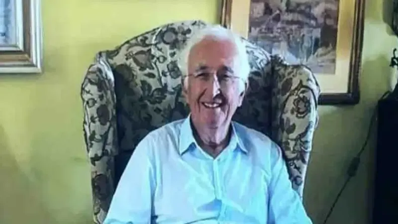 Ekonomist Korhan Berzeg’in cenazesi defnedildi Ekonomist Korhan Berzeg’in cenazesi defnedildi